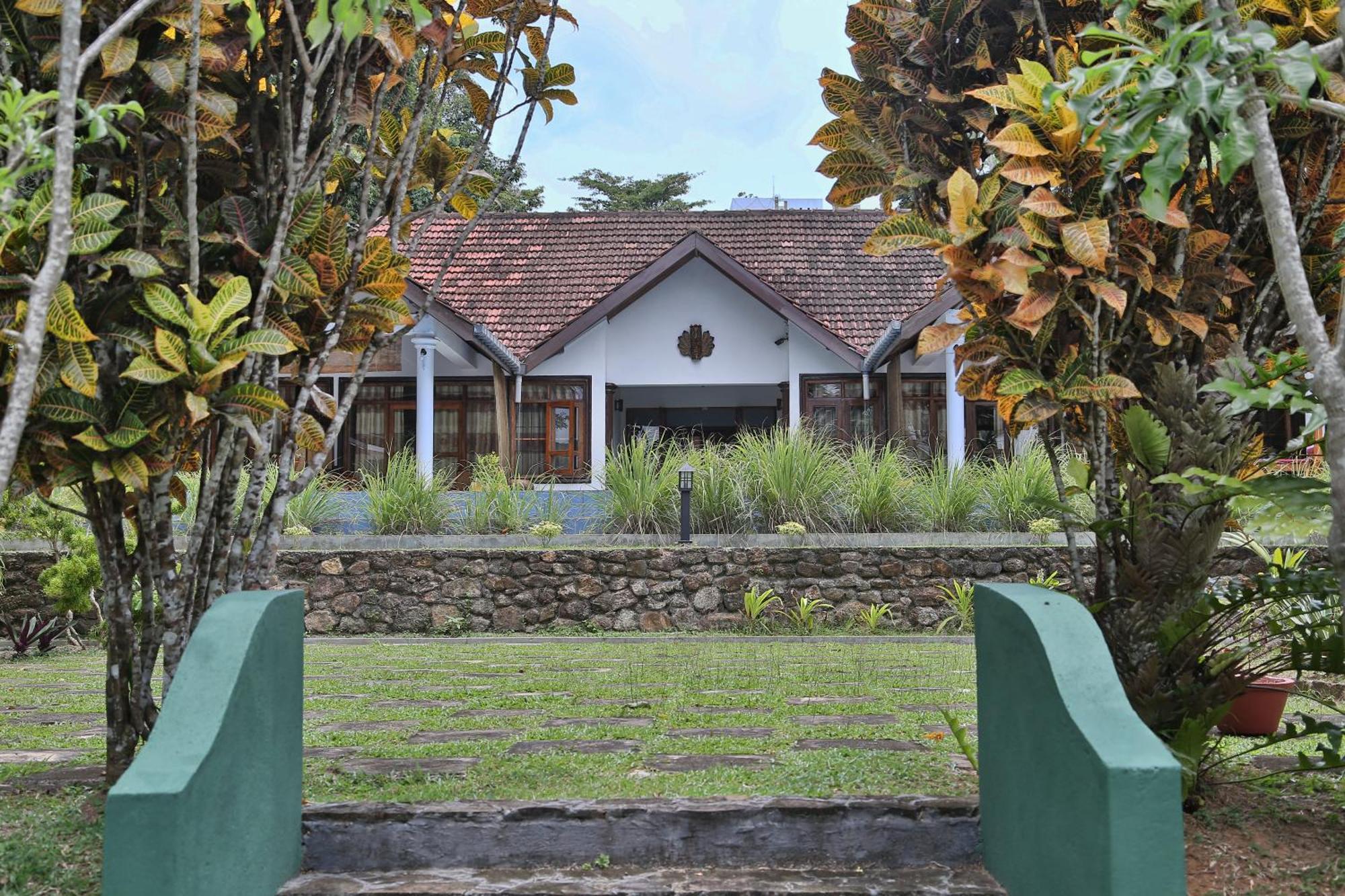 Lazy Lizard Hotel Galle Buitenkant foto